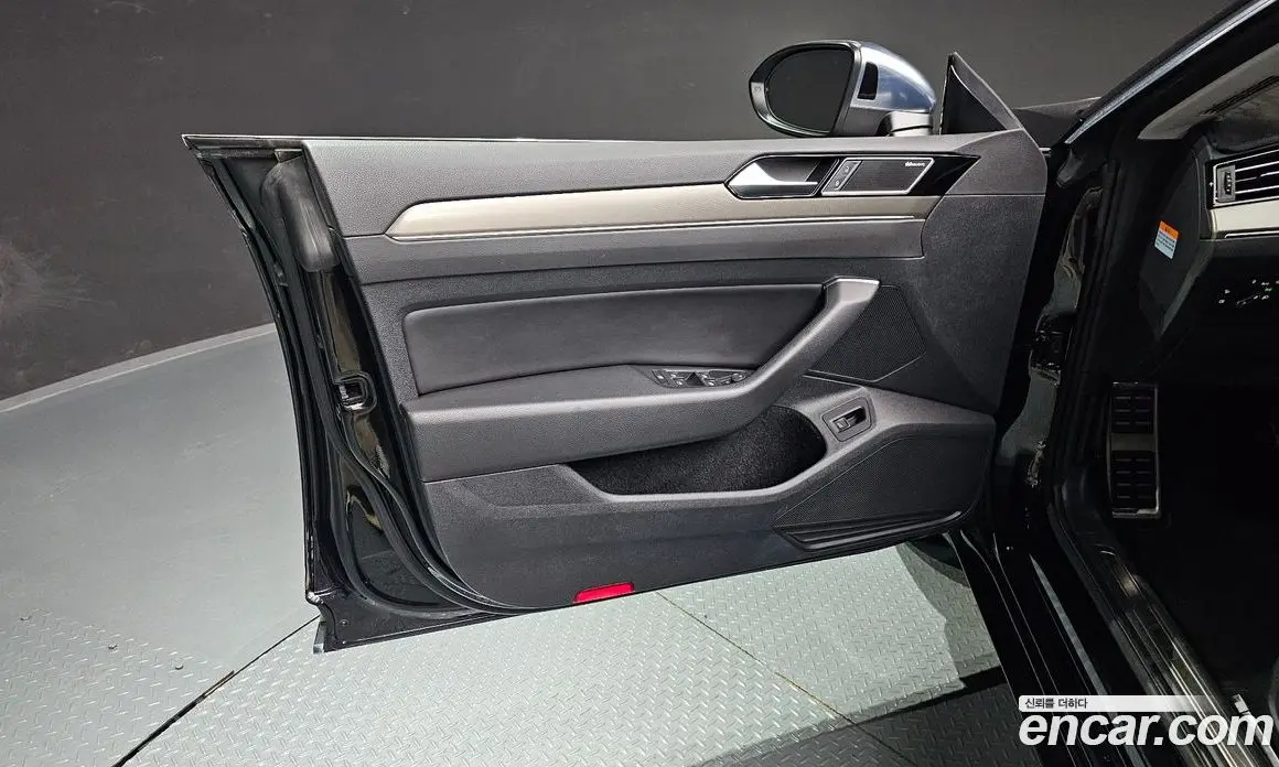 Volkswagen Arteon 2019 2.0 автомат (гидро), фото 14 Volkswagen Arteon 2019 2.0 автомат (гидро), фото 14
