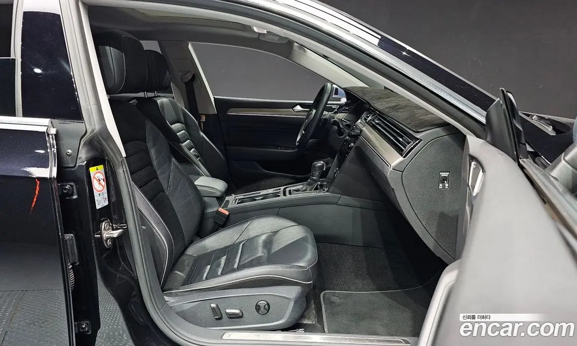 Volkswagen Arteon 2019 2.0 автомат (гидро), фото 16 Volkswagen Arteon 2019 2.0 автомат (гидро), фото 16