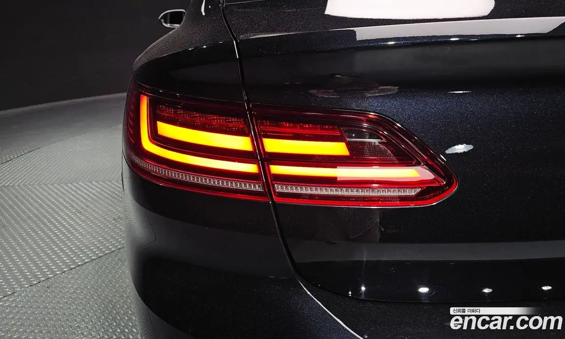 Volkswagen Arteon 2019 2.0 автомат (гидро), фото 9 Volkswagen Arteon 2019 2.0 автомат (гидро), фото 9