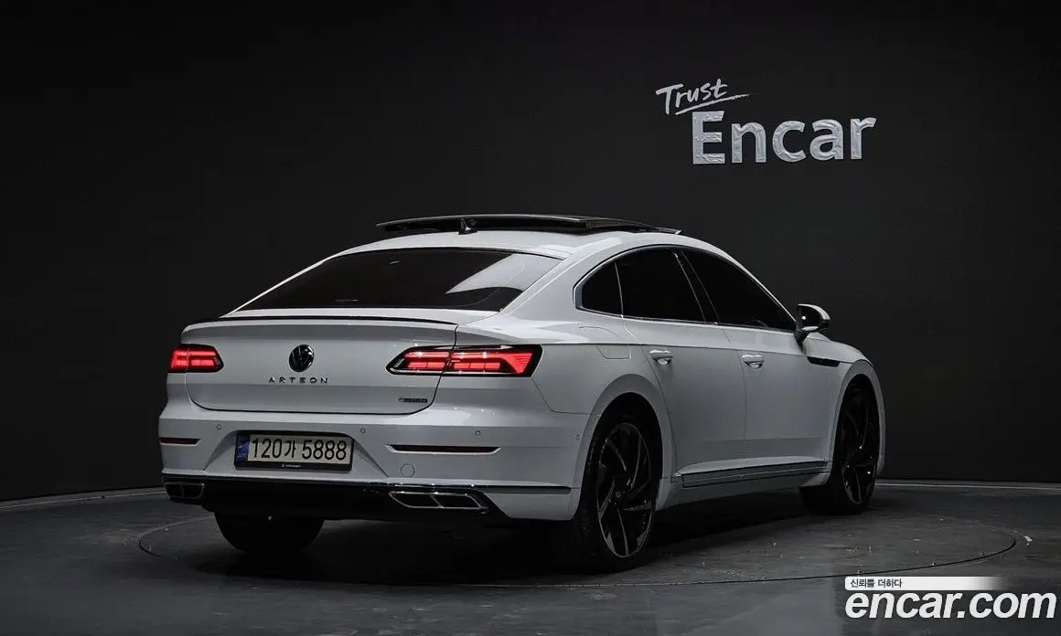 Volkswagen Arteon 2022 2.0 автомат (гидро), фото 2 Volkswagen Arteon 2022 2.0 автомат (гидро), фото 2