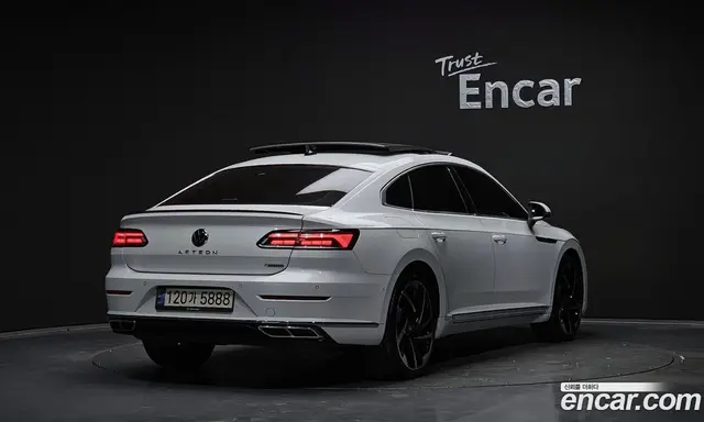 Volkswagen Arteon 2022 2.0 автомат (гидро), миниатюра 2 Volkswagen Arteon 2022 2.0 автомат (гидро), миниатюра 2