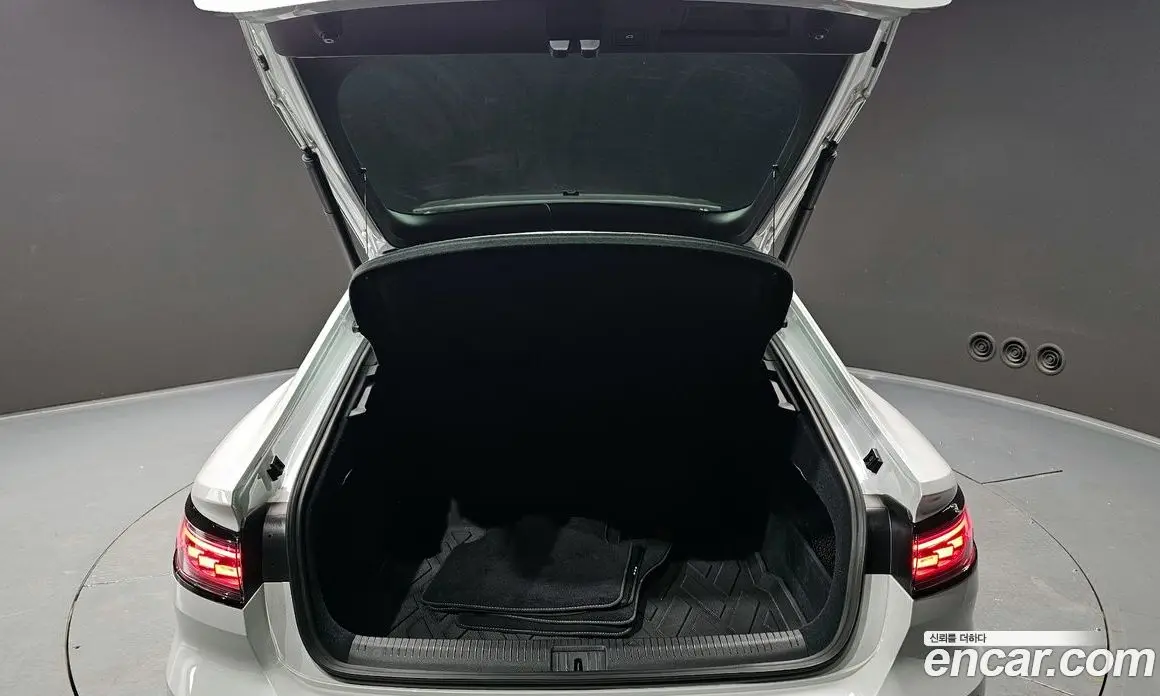 Volkswagen Arteon 2022 2.0 автомат (гидро), фото 20 Volkswagen Arteon 2022 2.0 автомат (гидро), фото 20