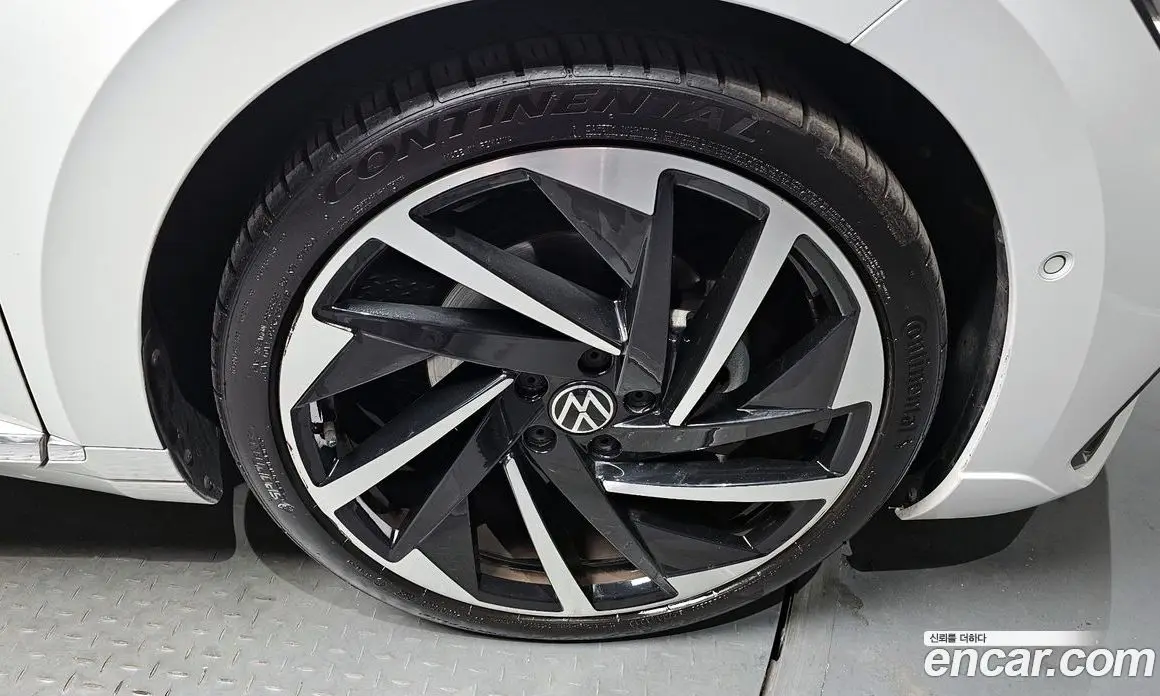 Volkswagen Arteon 2022 2.0 автомат (гидро), фото 5 Volkswagen Arteon 2022 2.0 автомат (гидро), фото 5