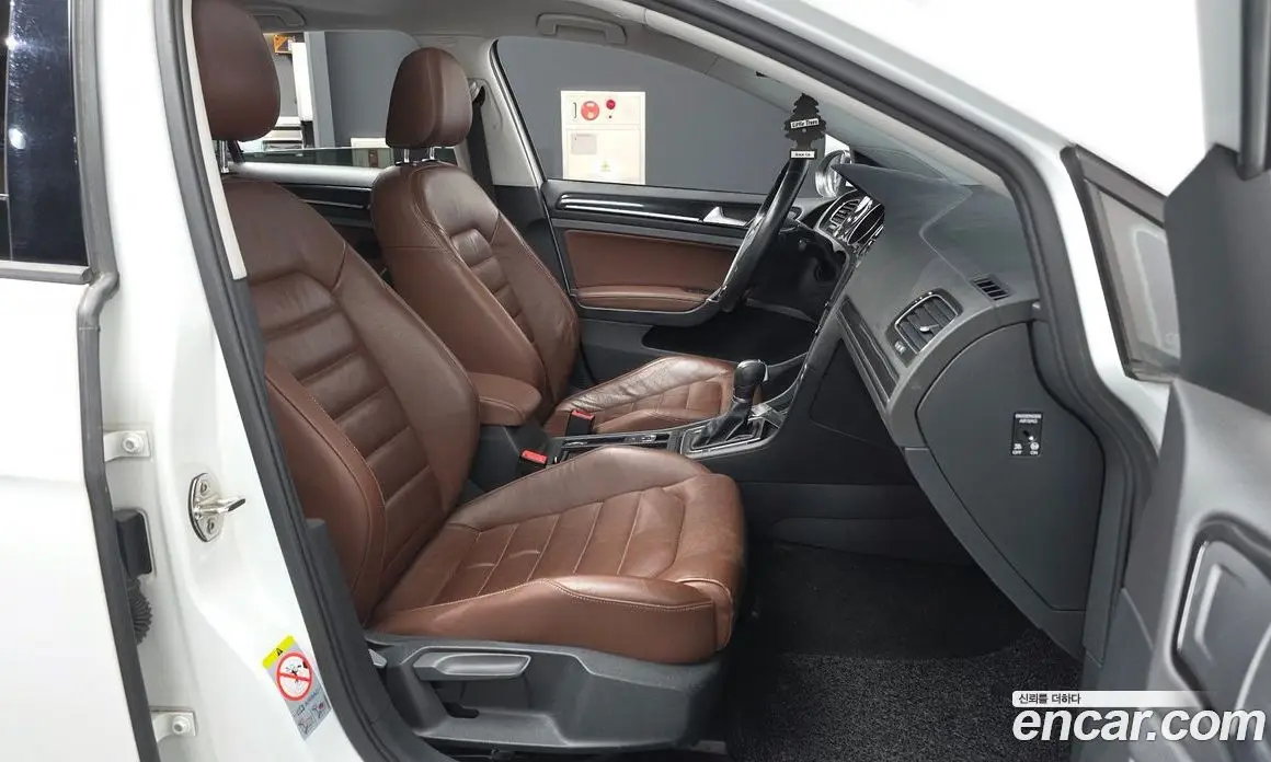 Volkswagen Golf 2014 2.0 автомат (гидро), фото 11