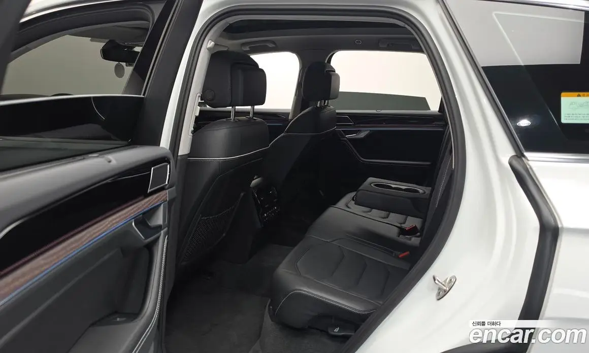 Volkswagen Touareg 2024 3.0 автомат (гидро), фото 17