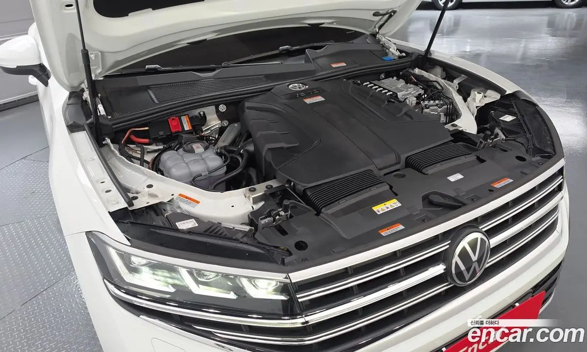 Volkswagen Touareg 2024 3.0 автомат (гидро), фото 6