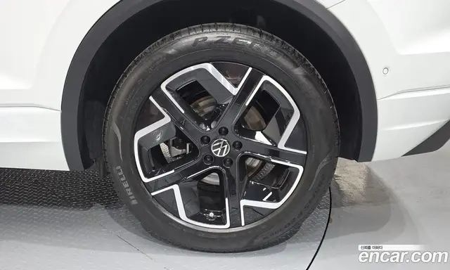 Volkswagen Touareg 2024 3.0 автомат (гидро), миниатюра 7