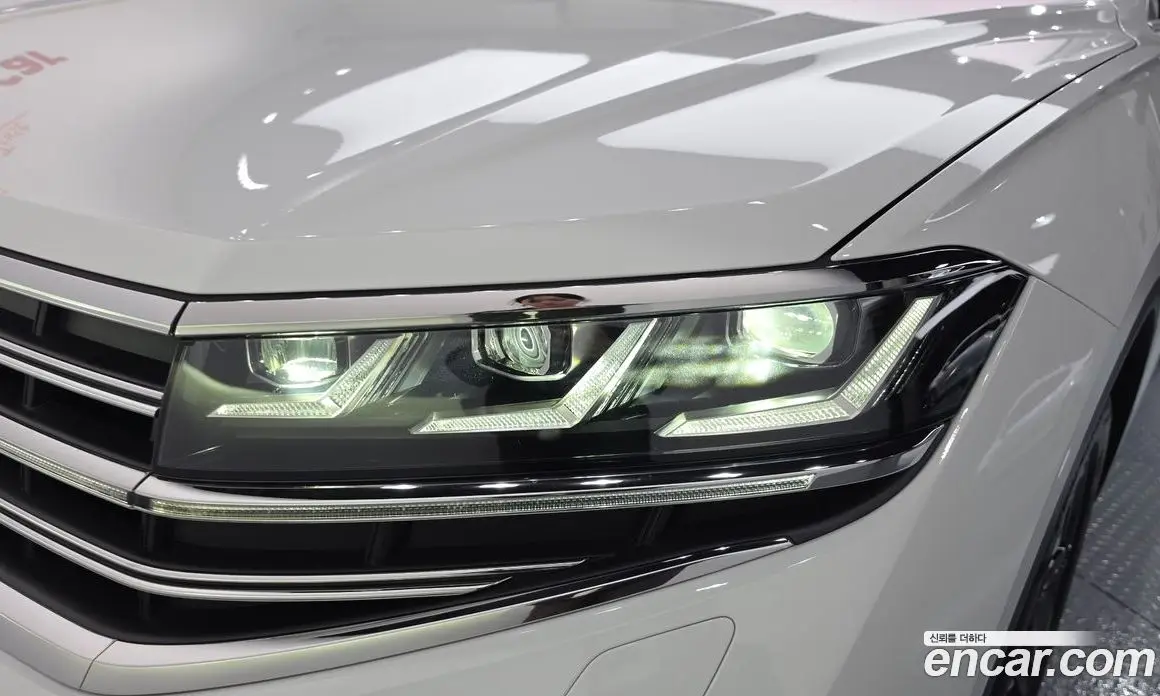 Volkswagen Touareg 2024 3.0 автомат (гидро), фото 8