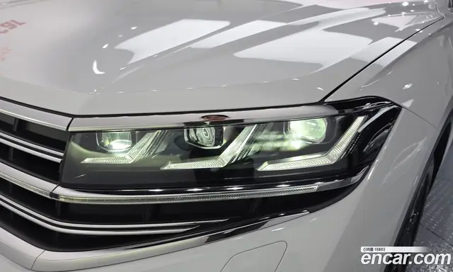 Volkswagen Touareg 2024 3.0 автомат (гидро), миниатюра 8