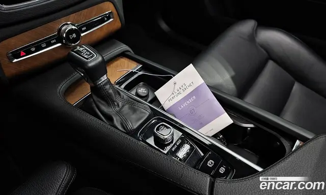 Volvo XC90 2019 2.0 автомат (гидро), миниатюра 12