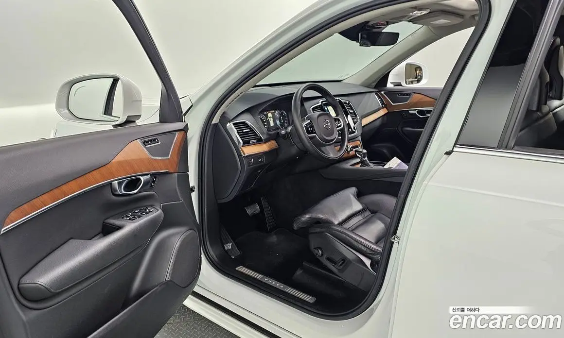 Volvo XC90 2019 2.0 автомат (гидро), фото 16 Volvo XC90 2019 2.0 автомат (гидро), фото 16