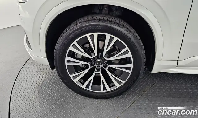 Volvo XC90 2019 2.0 автомат (гидро), миниатюра 5 Volvo XC90 2019 2.0 автомат (гидро), миниатюра 5