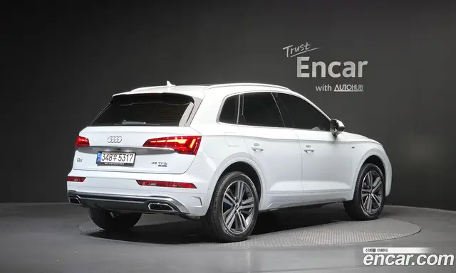 Audi Q5 2021 2.0 автомат (гидро), миниатюра 2