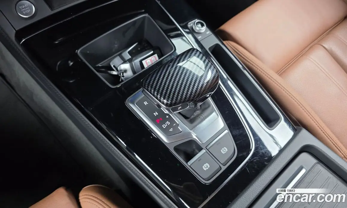 Audi Q5 2021 2.0 автомат (гидро), фото 12