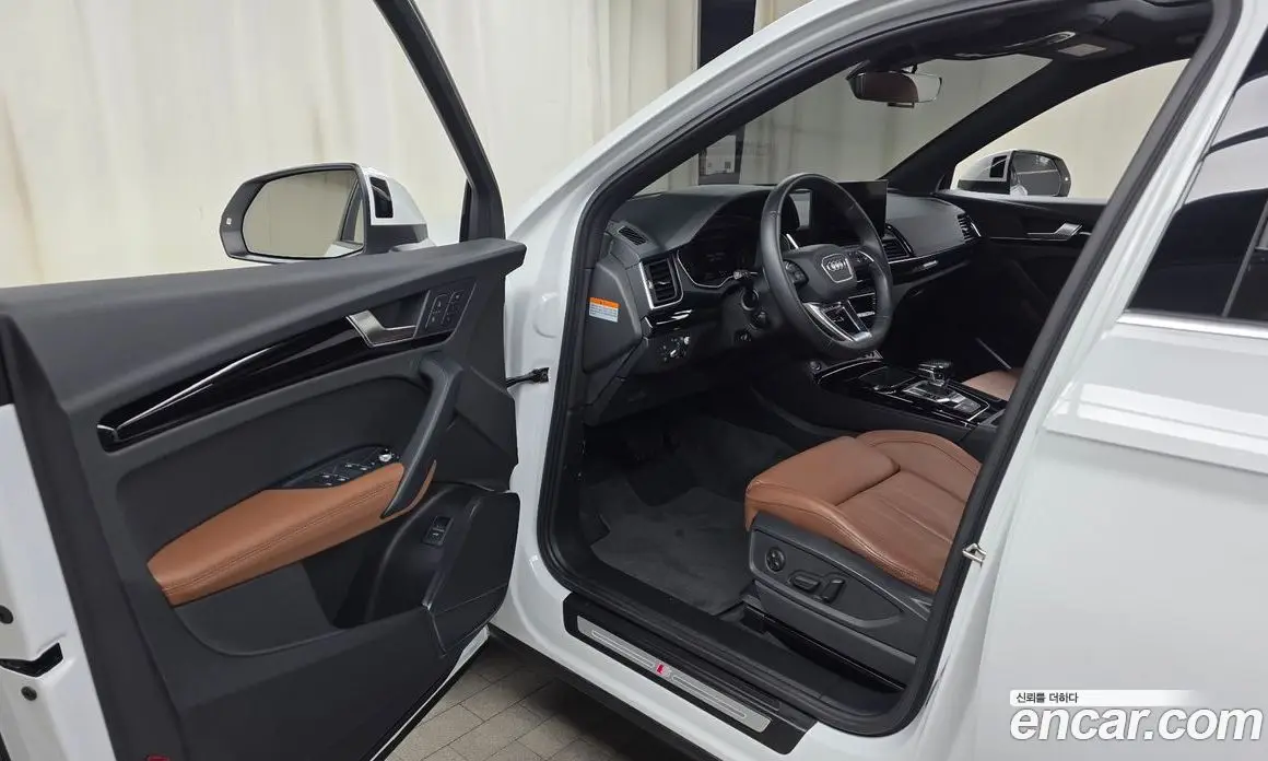 Audi Q5 2021 2.0 автомат (гидро), фото 13