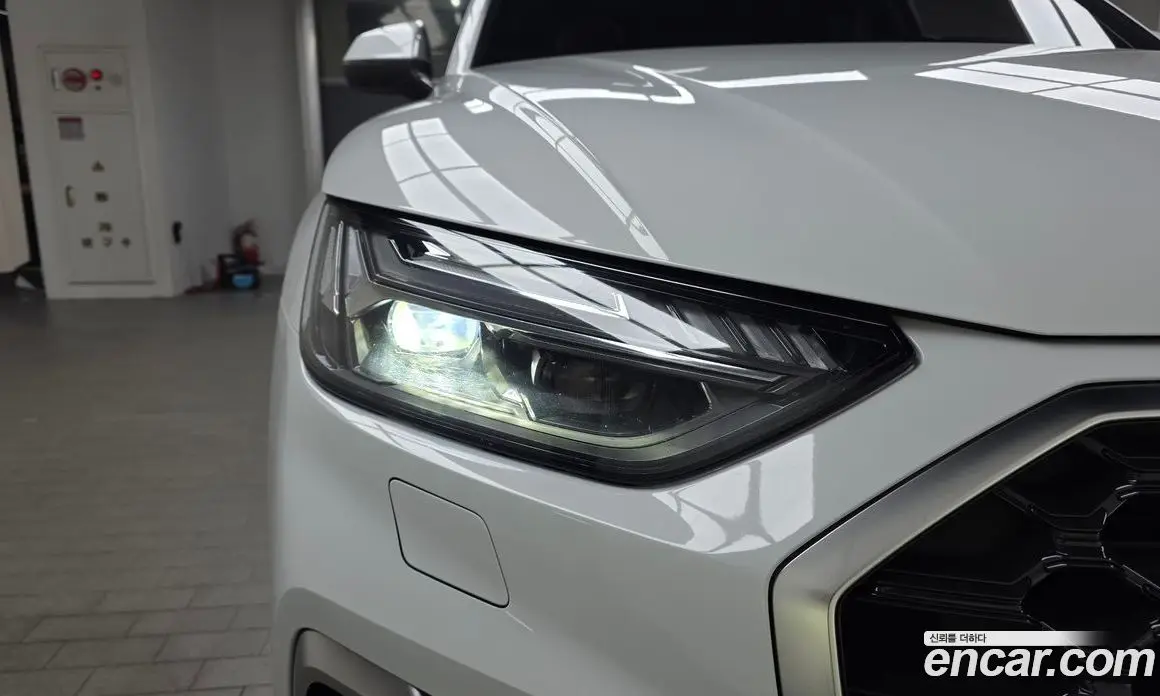 Audi Q5 2021 2.0 автомат (гидро), фото 8