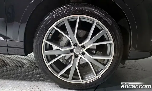 Audi Q7 2019 2.0 автомат (гидро), миниатюра 7