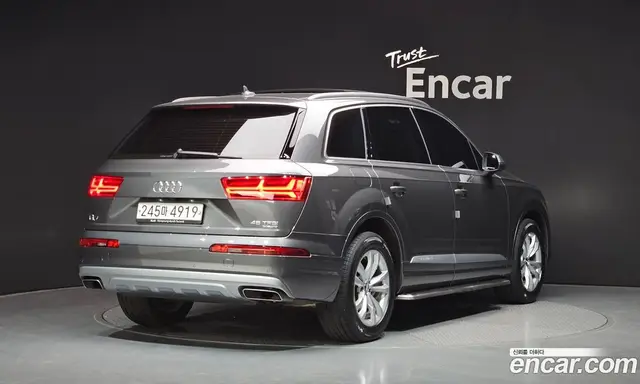 Audi Q7 2019 2.0 автомат (гидро), миниатюра 2