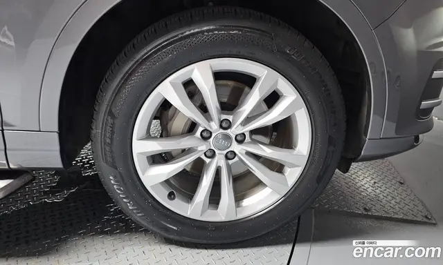 Audi Q7 2019 2.0 автомат (гидро), миниатюра 7
