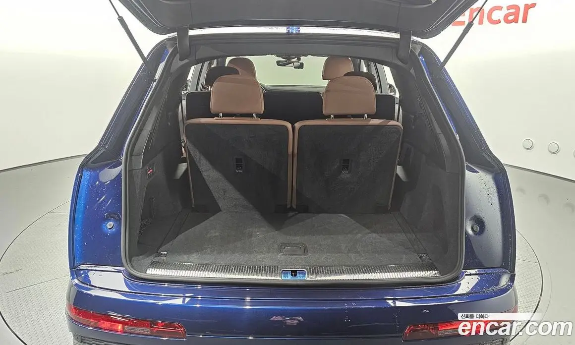 Audi Q7 2021 3.0 автомат (гидро), фото 18