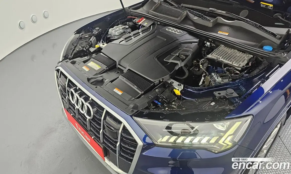 Audi Q7 2021 3.0 автомат (гидро), фото 6