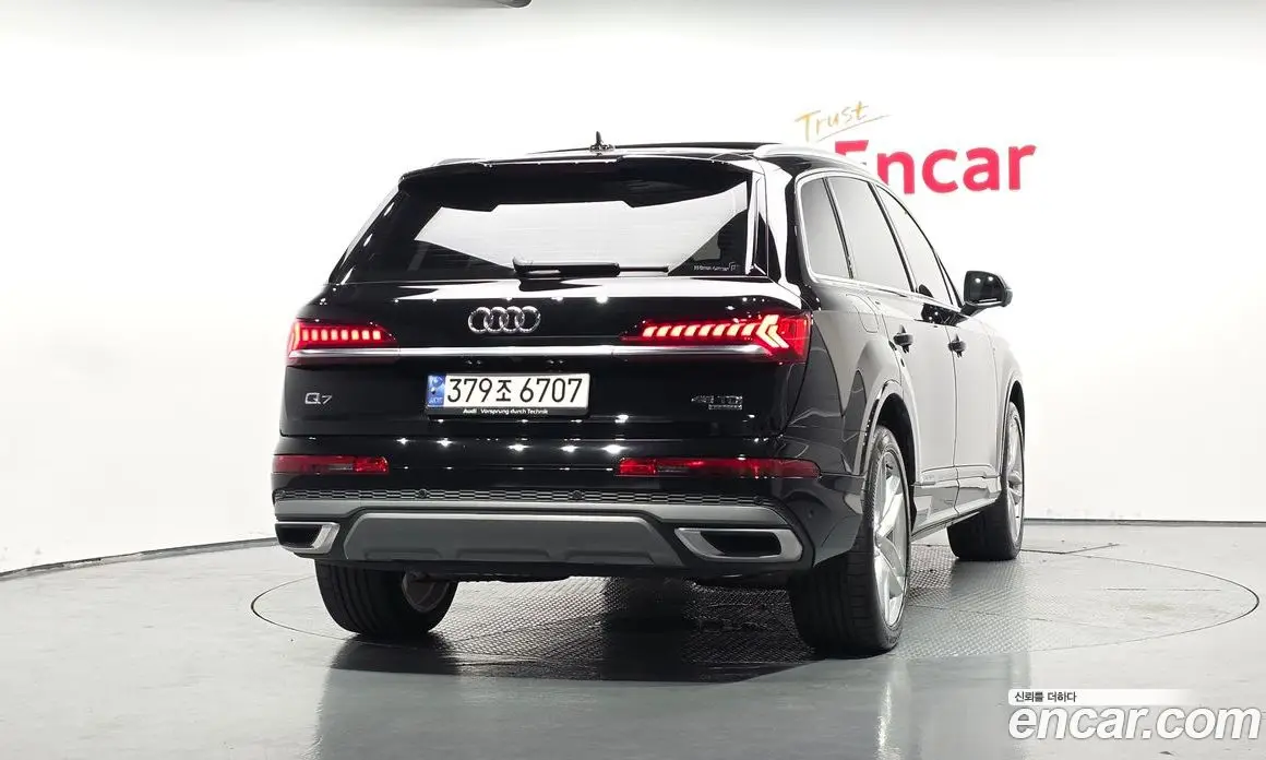 Audi Q7 2023 3.0 автомат (гидро), фото 4 Audi Q7 2023 3.0 автомат (гидро), фото 4