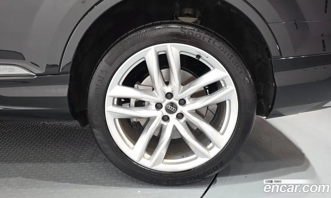 Audi Q7 2023 3.0 автомат (гидро), фото 7 Audi Q7 2023 3.0 автомат (гидро), фото 7