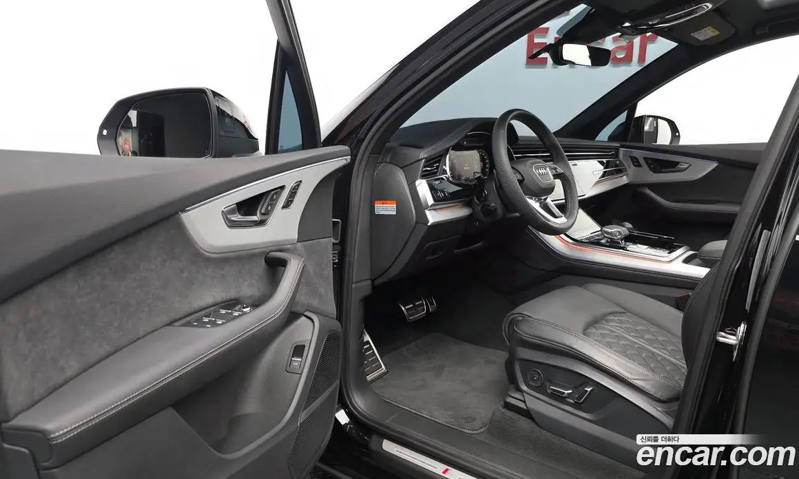 Audi Q7 2025 3.0 автомат (гидро), фото 12