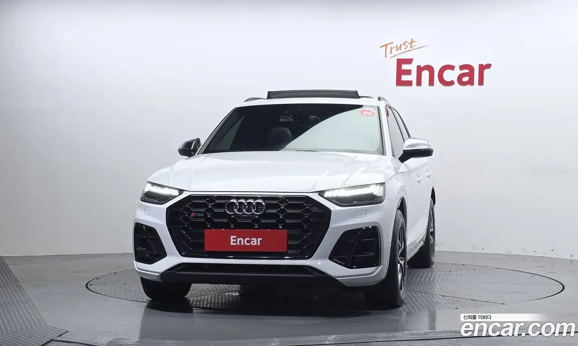 Audi SQ5 2021 3.0 автомат (гидро), фото 3