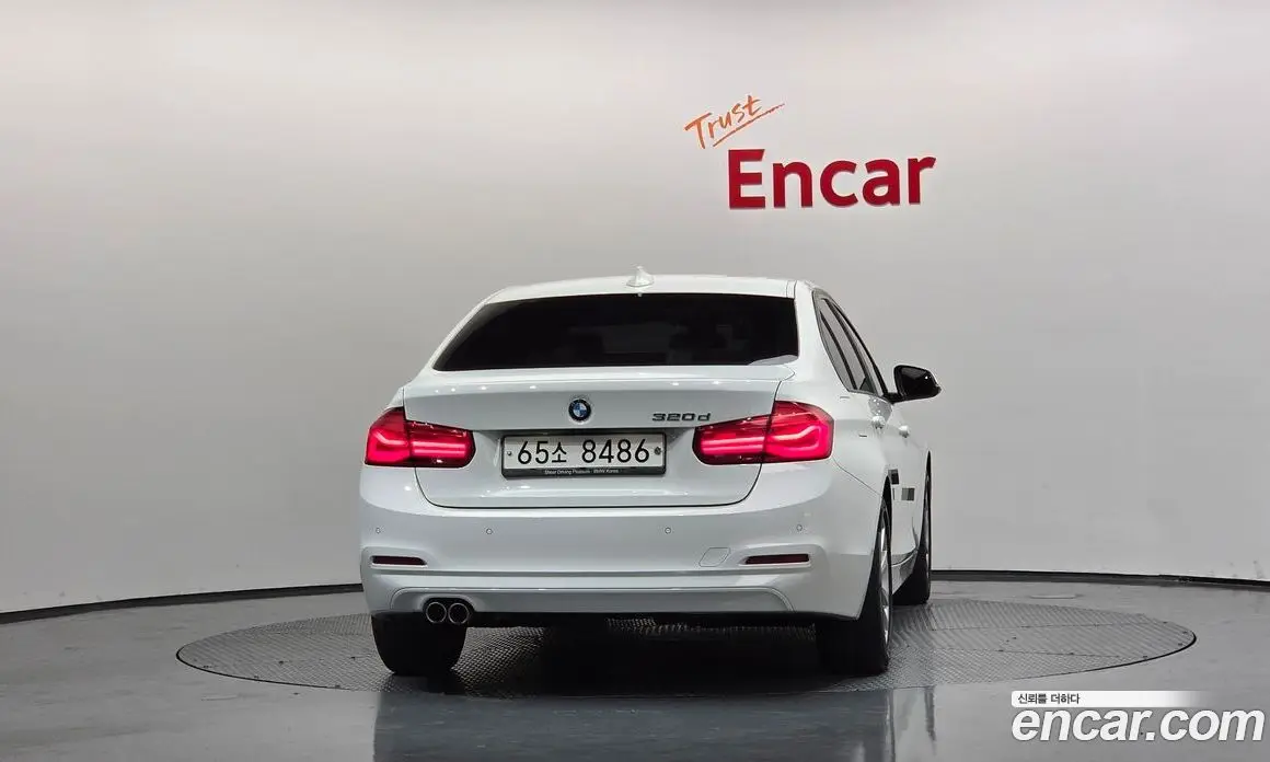 BMW 3 серия 2018 2.0 автомат (гидро), фото 4