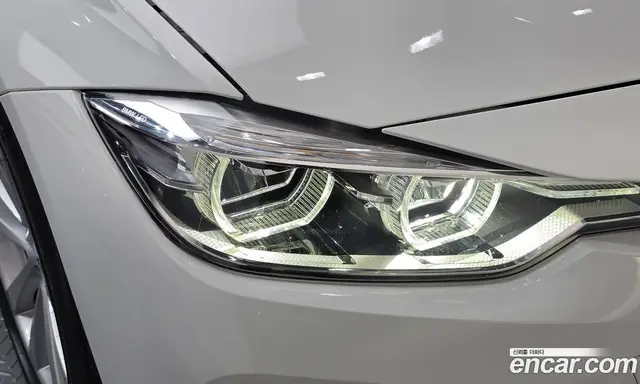 BMW 3 серия 2018 2.0 автомат (гидро), миниатюра 8