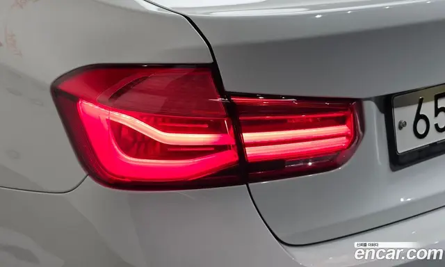 BMW 3 серия 2018 2.0 автомат (гидро), миниатюра 9