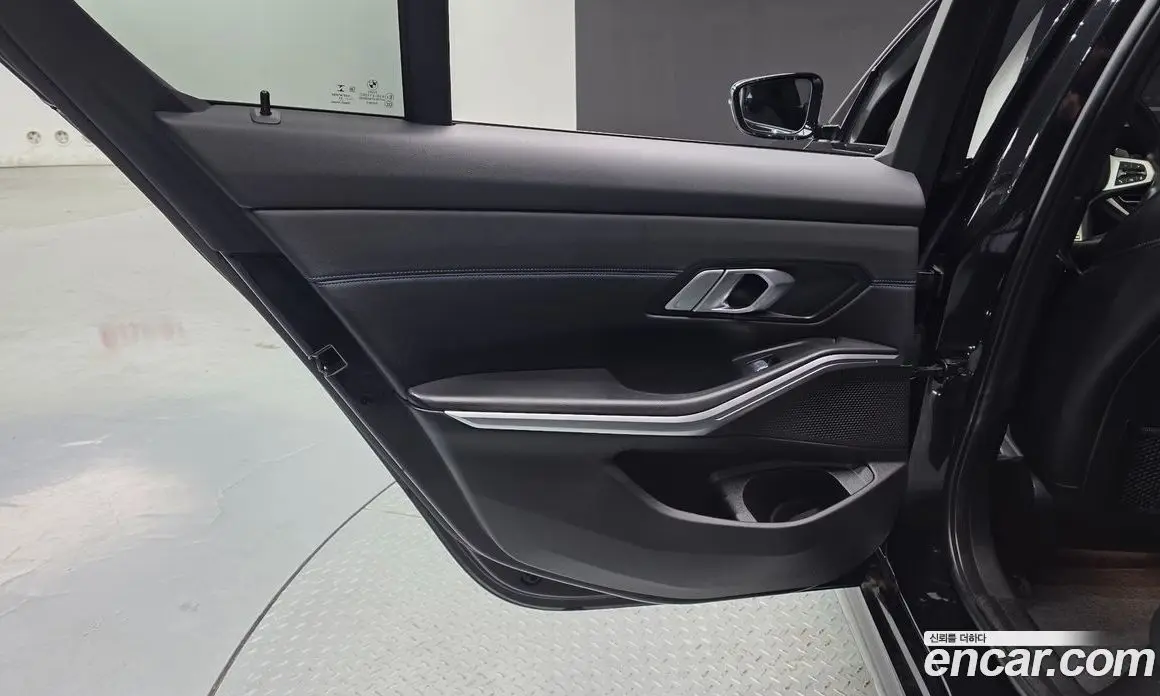 BMW 3 серия 2021 2.0 автомат (гидро), фото 15