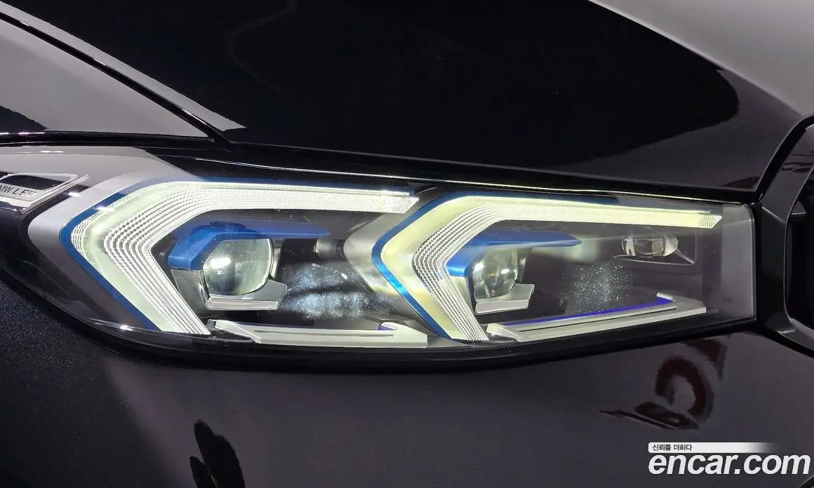 BMW 3 серия 2024 2.0 автомат (гидро), фото 8