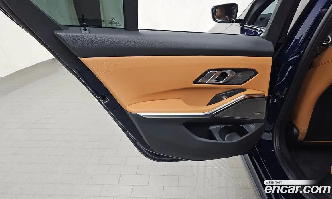BMW 3 серия 2025 2.0 автомат (гидро), фото 15