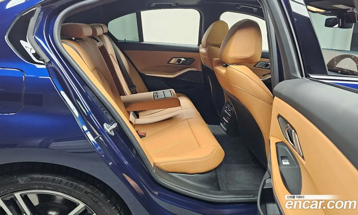 BMW 3 серия 2025 2.0 автомат (гидро), фото 17