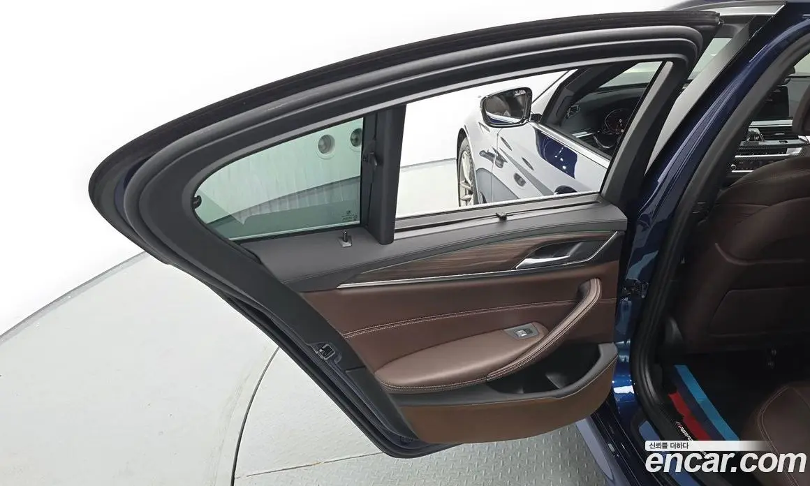 BMW 5 серия 2020 2.0 автомат (гидро), фото 14 BMW 5 серия 2020 2.0 автомат (гидро), фото 14