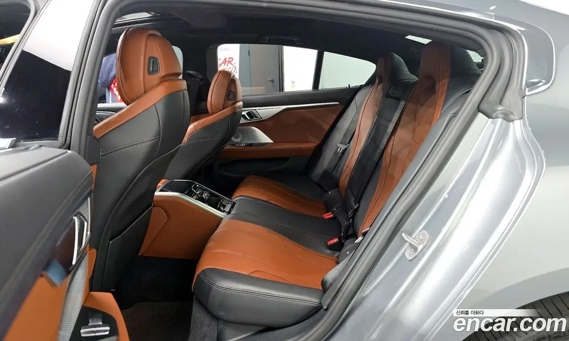 BMW 8 серия 2022 4.4 автомат (гидро), фото 18 BMW 8 серия 2022 4.4 автомат (гидро), фото 18