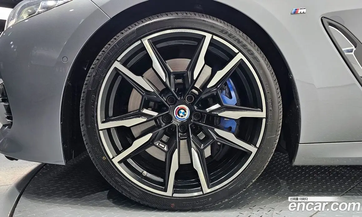 BMW 8 серия 2022 4.4 автомат (гидро), фото 5 BMW 8 серия 2022 4.4 автомат (гидро), фото 5