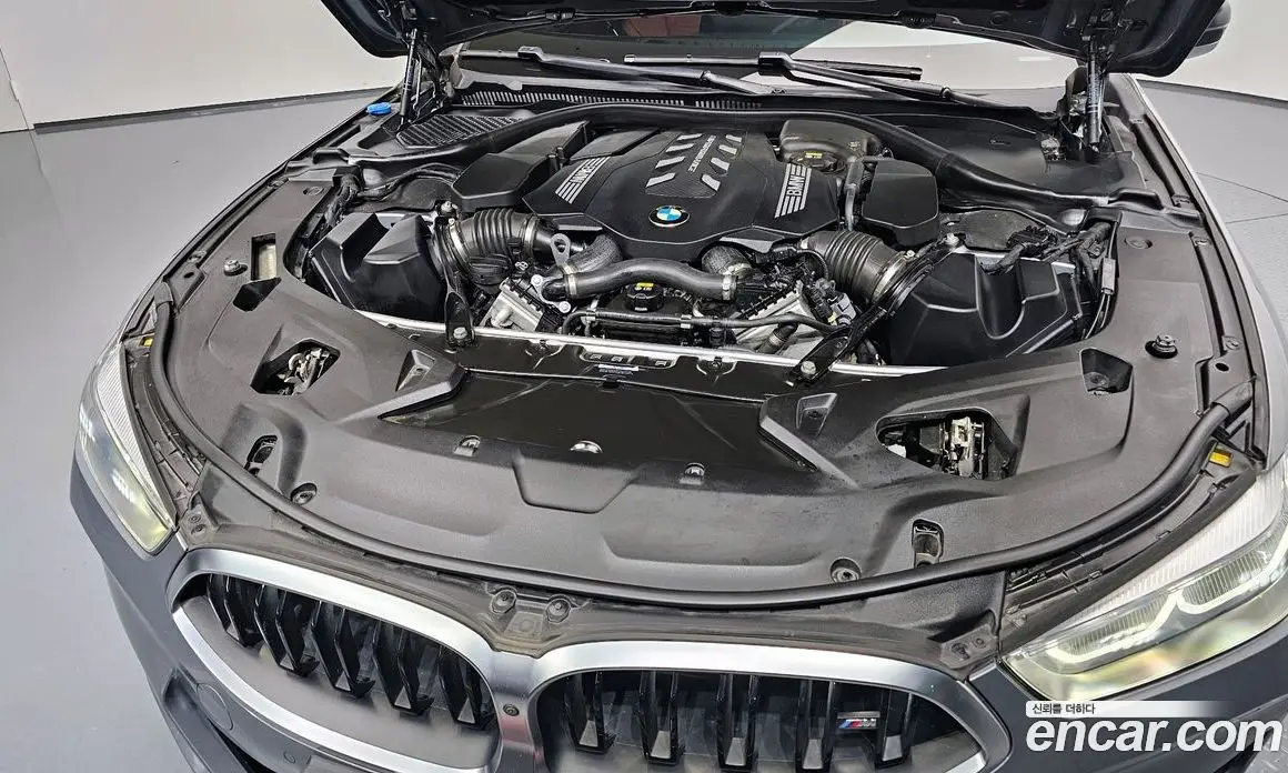 BMW 8 серия 2022 4.4 автомат (гидро), фото 6 BMW 8 серия 2022 4.4 автомат (гидро), фото 6