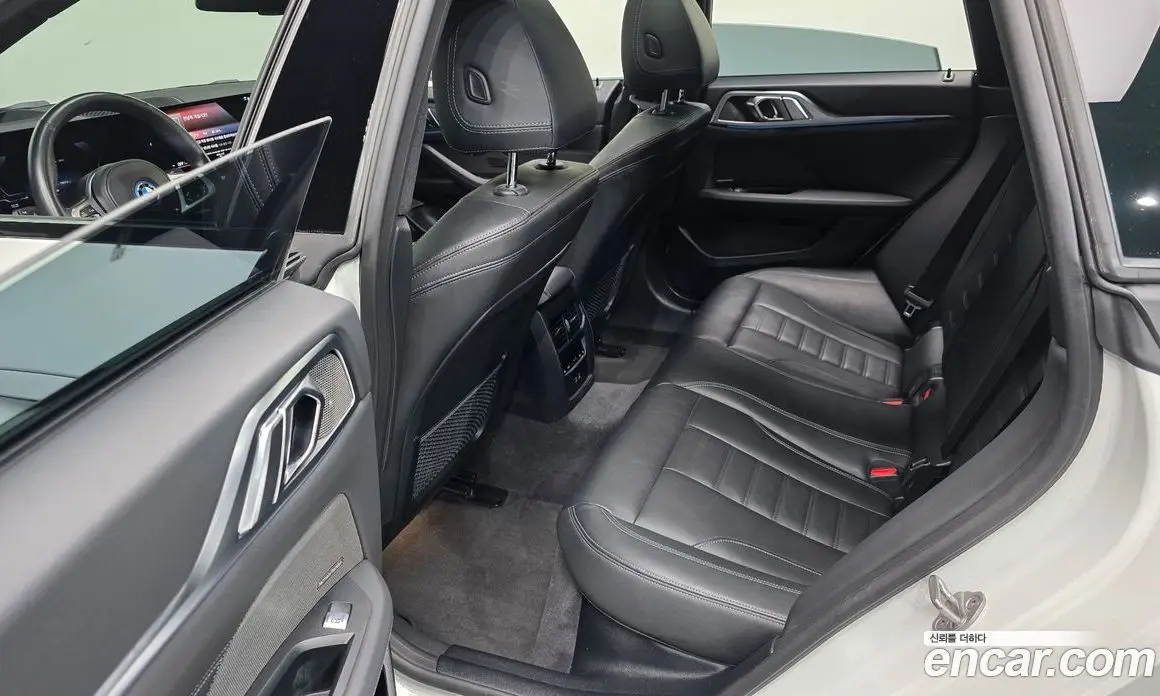 BMW i4 2022 0.2 автомат (гидро), фото 17