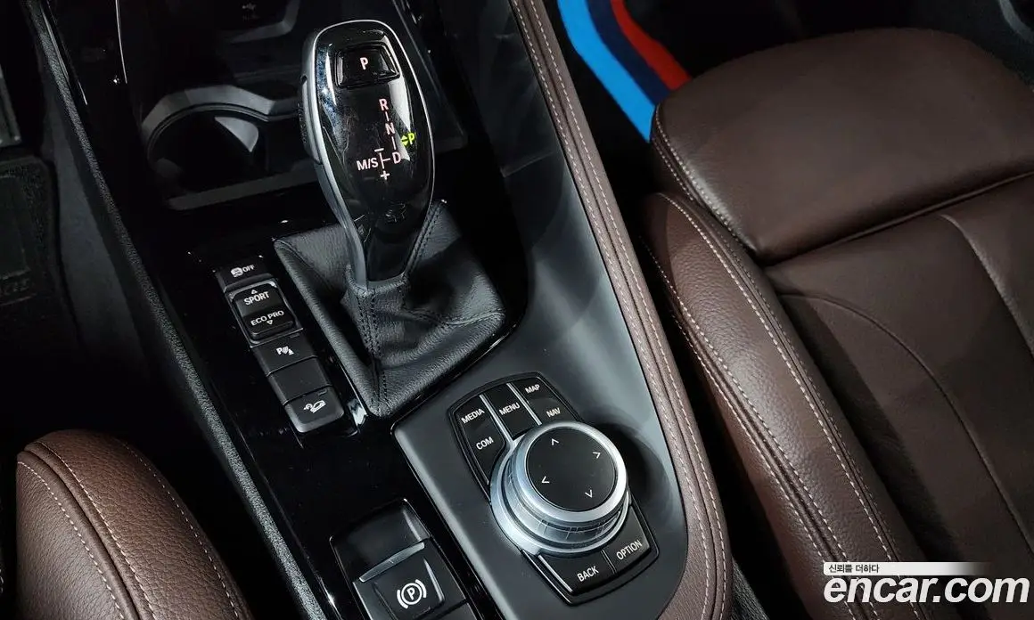BMW X1 2022 2.0 автомат (гидро), фото 12