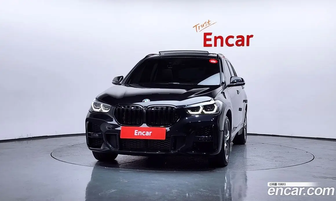 BMW X1 2022 2.0 автомат (гидро), фото 3