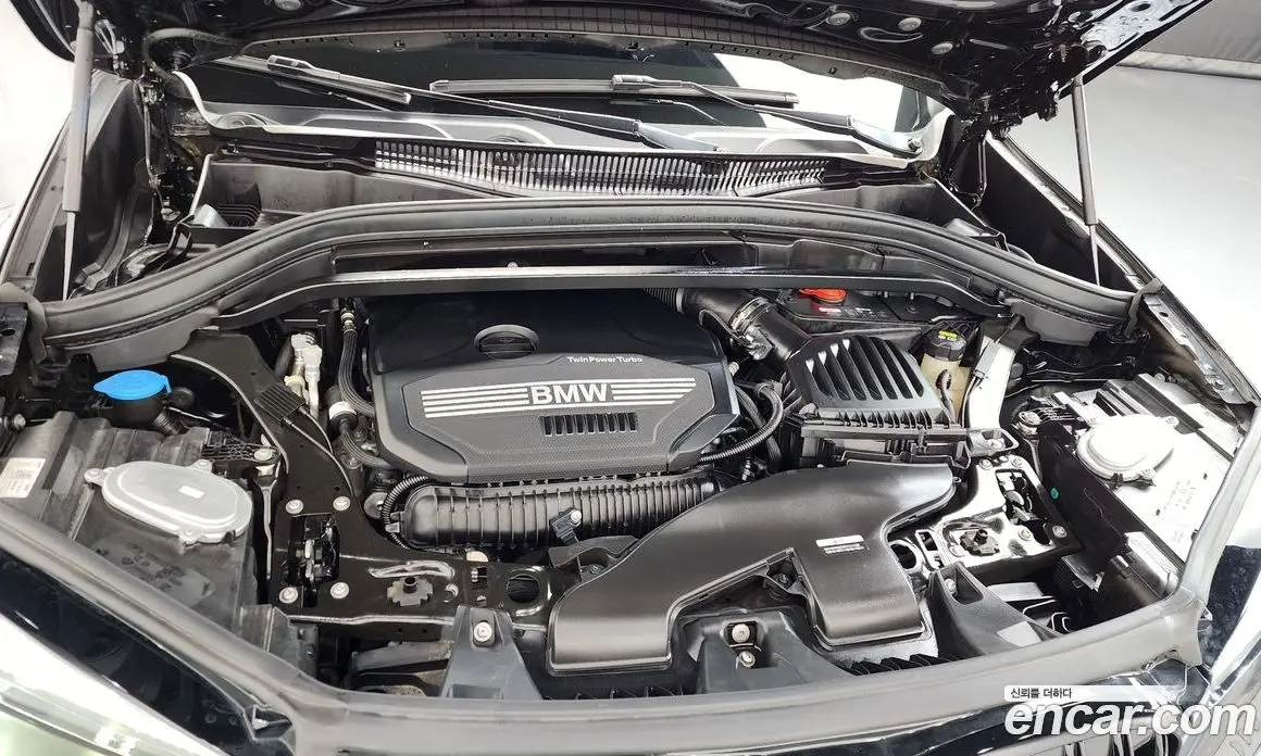 BMW X1 2022 2.0 автомат (гидро), фото 6
