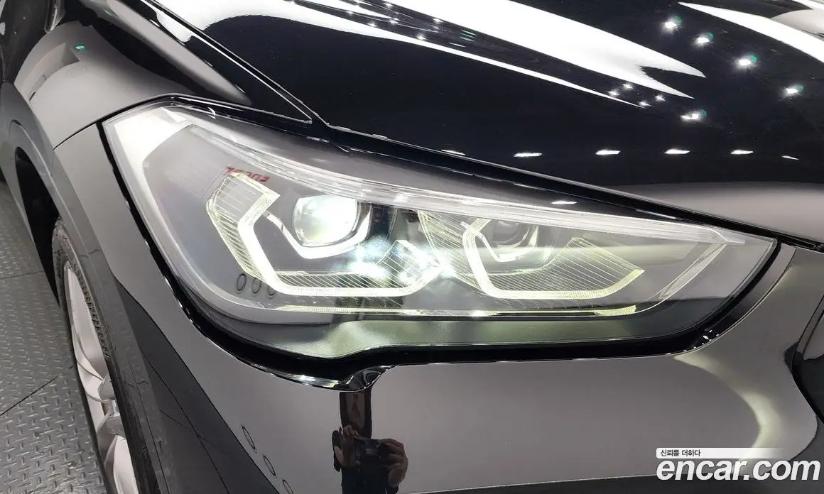 BMW X1 2022 2.0 автомат (гидро), фото 8