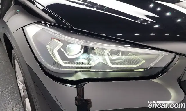 BMW X1 2022 2.0 автомат (гидро), миниатюра 8