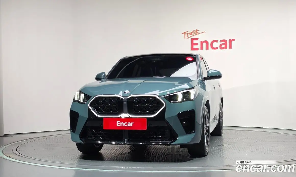 BMW X2 2024 2.0 автомат (гидро), фото 3 BMW X2 2024 2.0 автомат (гидро), фото 3
