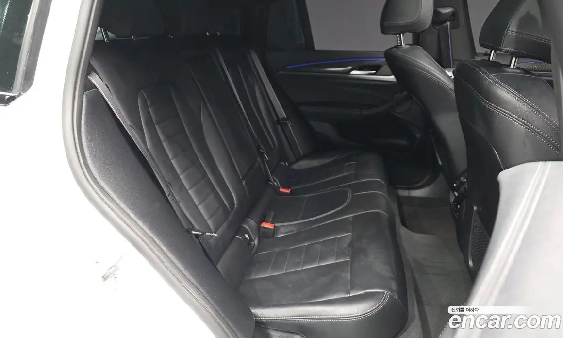 BMW X4 2025 2.0 автомат (гидро), фото 18