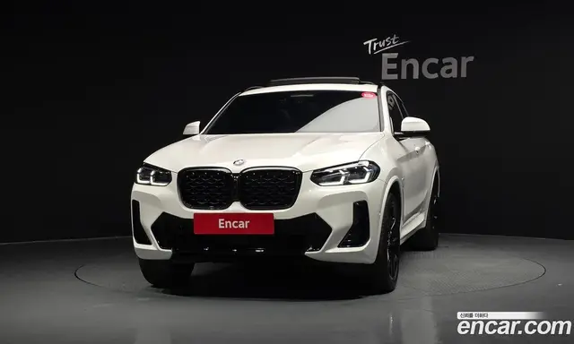 BMW X4 2025 2.0 автомат (гидро), миниатюра 3