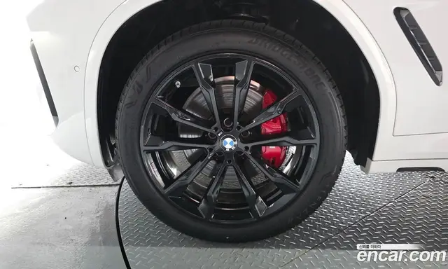 BMW X4 2025 2.0 автомат (гидро), миниатюра 5